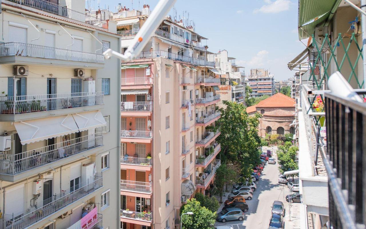 Apricot By Halu! Cozy Apt Next To Agia Sophia Metro Station Thessaloniki Exterior photo