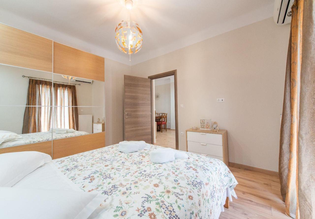 Apricot By Halu! Cozy Apt Next To Agia Sophia Metro Station Thessaloniki Exterior photo